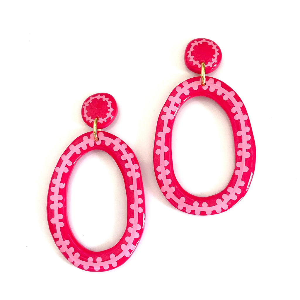 Pods Medium Organic Oval Earrings - Pink/ Raspberry